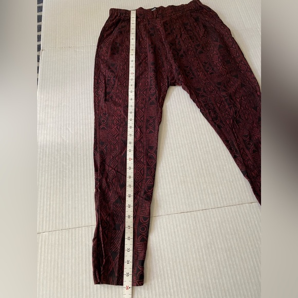 BDG Batik Print Burgundy and Black Harem Pant Size XS - Picture 8 of 16